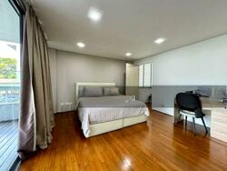 Huit (D26), Terrace #435742031
